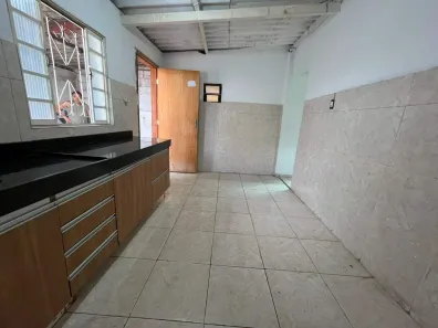 Casa com 3 Quartos para alugar, 110m² no Brasil Industrial (Barreiro), Belo Horizonte