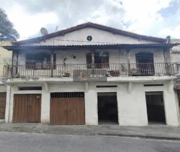 Casa com 3 Quartos à venda, 360m² no Industrial São Luiz, Contagem