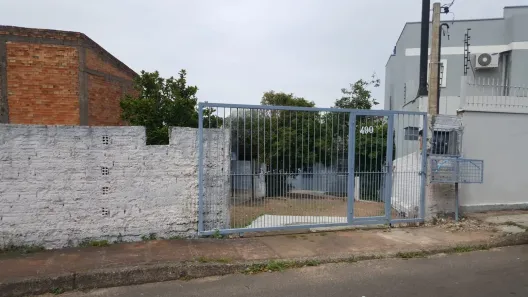 Casa com 2 Quartos para alugar, 40m² no Vila Nova, Porto Alegre