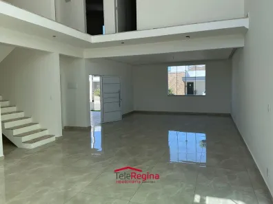 Sobrado com 3 Quartos à venda, 300m² no Bairro do Grama, Caçapava