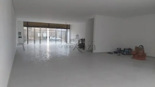 Prédio Comercial à venda, 371m² no Jardim Leonídia, Jacareí