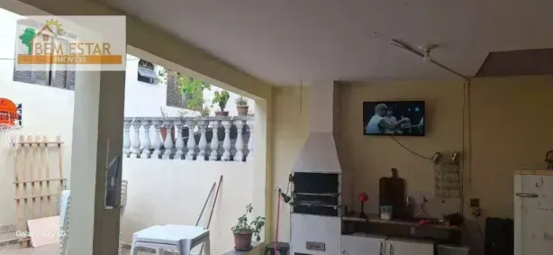 Casa com 6 Quartos à venda, 250m² no Vila Gomes, São Paulo