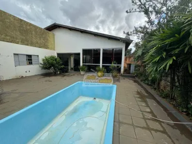 Casa com 3 Quartos à venda, 400m² no Lourdes, Uberaba
