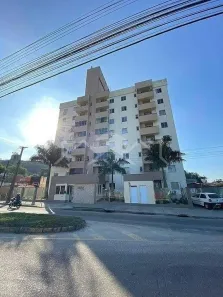 Apartamento com 2 Quartos para alugar, 55m² no Boehmerwald, Joinville