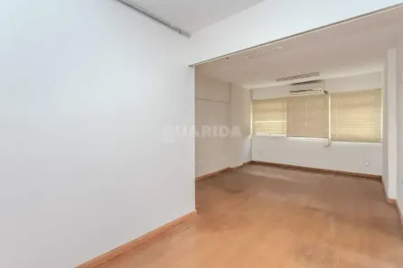 Sala Comercial para alugar, 61m² no Centro Histórico, Porto Alegre