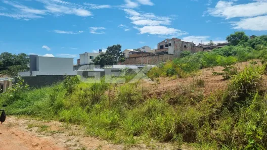 Lote/Terreno à venda, 432m² no Belvedere, Divinópolis