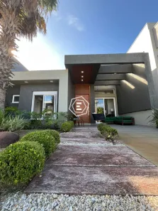 Casa de Condomínio com 4 Quartos à venda, 250m² no XANGRI-LÁ, Xangri-lá