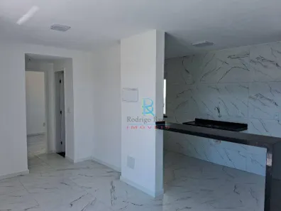 Apartamento com 2 Quartos para alugar, 50m² no Urucunema, Eusébio