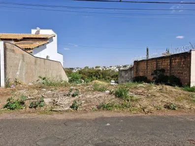 Lote/Terreno à venda, 432m² no Cidade Jardim, Uberlândia