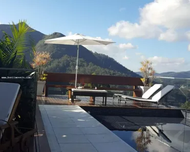 Casa com 5 Quartos à venda, 733m² no Vale dos Pinheiros, Nova Friburgo
