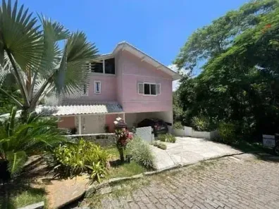 Casa de Condomínio com 4 Quartos à venda, 308m² no Sapê, Niterói