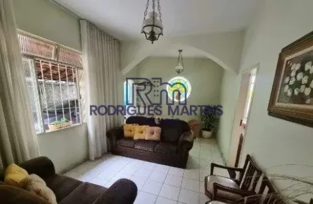 Casa com 5 Quartos à venda, 200m² no Concórdia, Belo Horizonte