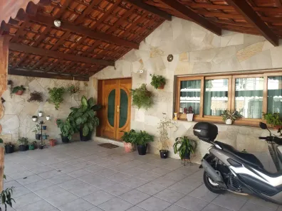 Sobrado com 5 Quartos à venda, 205m² no Jardim Modelo, São Paulo