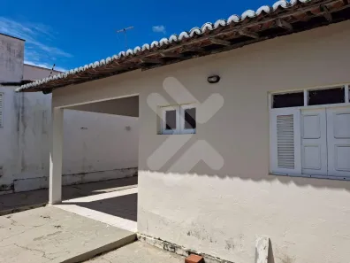 Casa com 3 Quartos para alugar, 180m² no Pitimbu, Natal