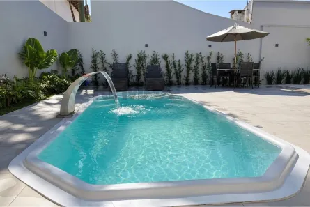 Casa com 4 Quartos à venda, 354m² no Matinhos, Matinhos