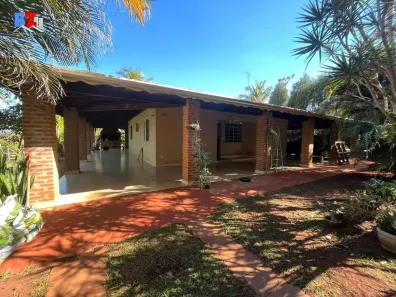 Fazenda/Sítio com 4 Quartos para alugar, 700m² no Fazenda Castelo, Boituva