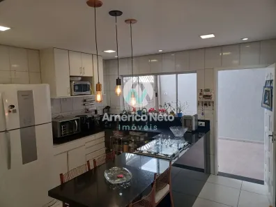 Sobrado com 2 Quartos à venda, 183m² no Cerâmica, São Caetano do Sul