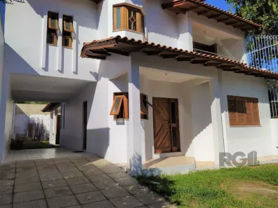 Casa com 3 Quartos à venda, 300m² no Jardim São Pedro, Porto Alegre