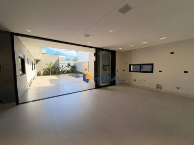Casa com 3 Quartos à venda, 258m² no Jardim Iguaçu, Maringá