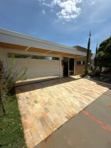 Casa de Condomínio com 5 Quartos para alugar, 262m² no Vila Aviação, Bauru