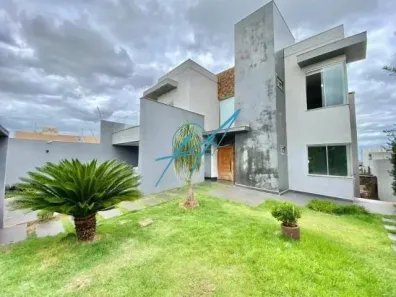 Casa com 4 Quartos à venda, 559m² no Jardim Cidade Monções, Maringá