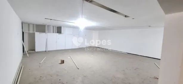 Ponto Comercial para alugar, 194m² no Vila Isabel, Rio de Janeiro