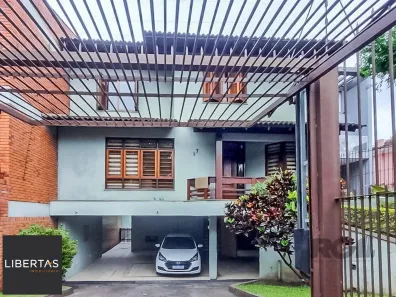 Casa com 4 Quartos à venda, 224m² no Teresópolis, Porto Alegre