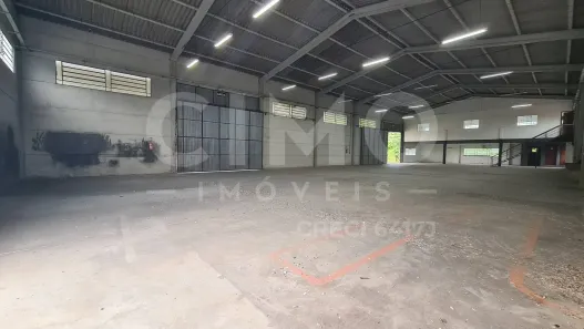 Galpão/Depósito/Armazém para alugar, 825m² no Benedito, Indaial