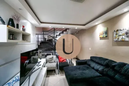 Sobrado com 3 Quartos à venda, 180m² no Chácara Seis de Outubro, São Paulo