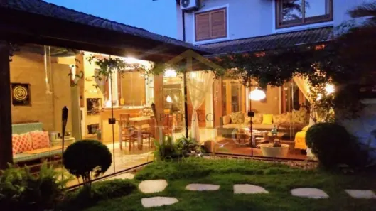 Sobrado com 5 Quartos à venda, 351m² no Vila Hollândia, Campinas