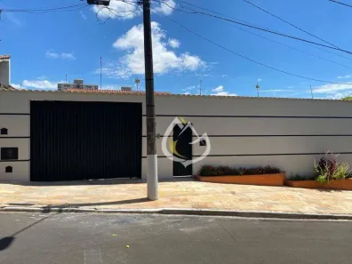 Casa com 3 Quartos para alugar, 203m² no Sol Nascente, Paulínia