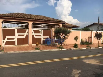 Casa com 3 Quartos à venda, 538m² no Loteamento Vale das Flores, Atibaia