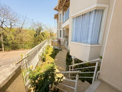 Casa com 3 Quartos à venda, 300m² no Jardim Amália, Volta Redonda