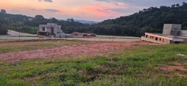 Lote/Terreno com 1 Quarto à venda, 360m² no San Fernando Valley, Atibaia