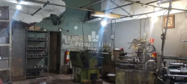 Galpão/Depósito/Armazém à venda, 200m² no Vila Buenos Aires, São Paulo