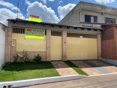Casa com 3 Quartos à venda, 150m² no Recanto das Emas, Brasília