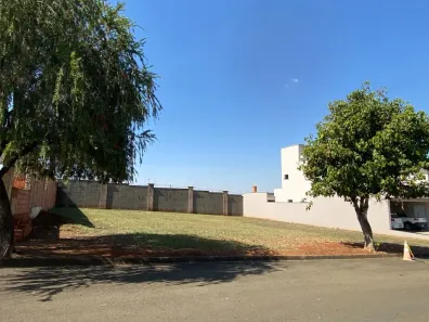 Lote/Terreno à venda, 300m² no Jardim Caxambu, Piracicaba