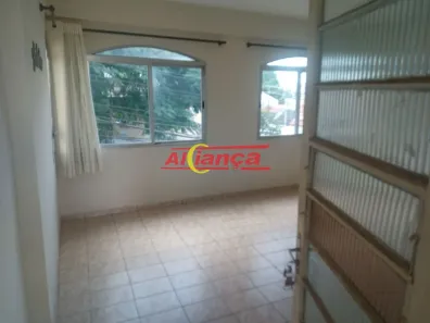 Casa com 4 Quartos para alugar, 187m² no Jardim Paraventi, Guarulhos