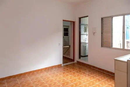 Casa com 1 Quarto para alugar, 40m² no Vila Maricy, Guarulhos