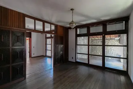 Casa com 5 Quartos à venda, 1000m² no São Luiz, Belo Horizonte