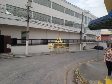 Prédio Comercial à venda, 2200m² no Jardim dos Camargos, Barueri