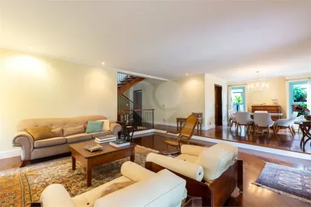 Sobrado com 4 Quartos à venda, 316m² no Parque dos Príncipes, São Paulo