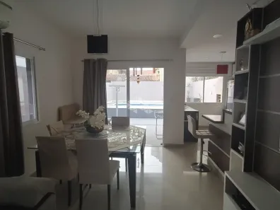 Casa com 3 Quartos à venda, 120m² no Harmonia, Canoas