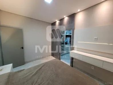 Casa com 2 Quartos à venda, 140m² no São Jorge, Uberlândia
