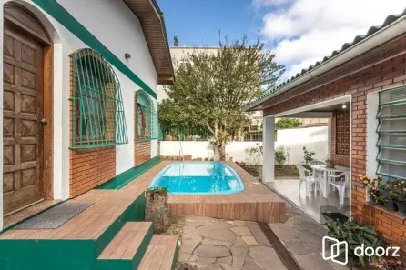 Casa com 3 Quartos à venda, 147m² no Vila Ipiranga, Porto Alegre