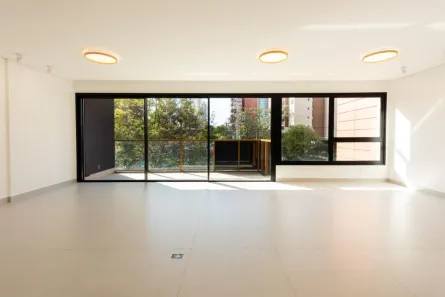 Apartamento com 3 Quartos para alugar, 187m² no Cambuí, Campinas