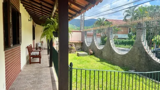 Casa com 3 Quartos à venda, 352m² no Serra Grande, Niterói