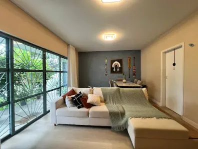 Casa com 3 Quartos para venda ou aluguel, 220m² no Parque Industrial, São José dos Campos