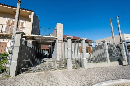 Casa com 2 Quartos à venda, 193m² no Laranjal, Pelotas