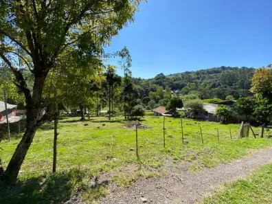 Lote/Terreno à venda, 2048m² no Galópolis, Caxias do Sul
